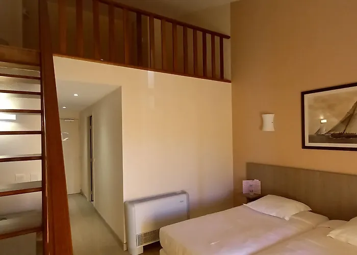 Hotel Poretta Lucciana (Corsica)