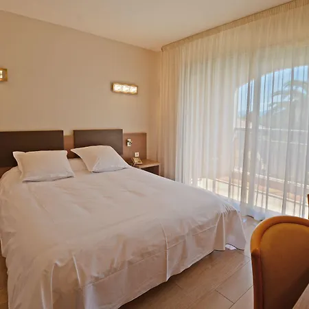 Poretta מלון 3*