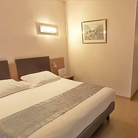 Ξενοδοχείο Poretta 3*